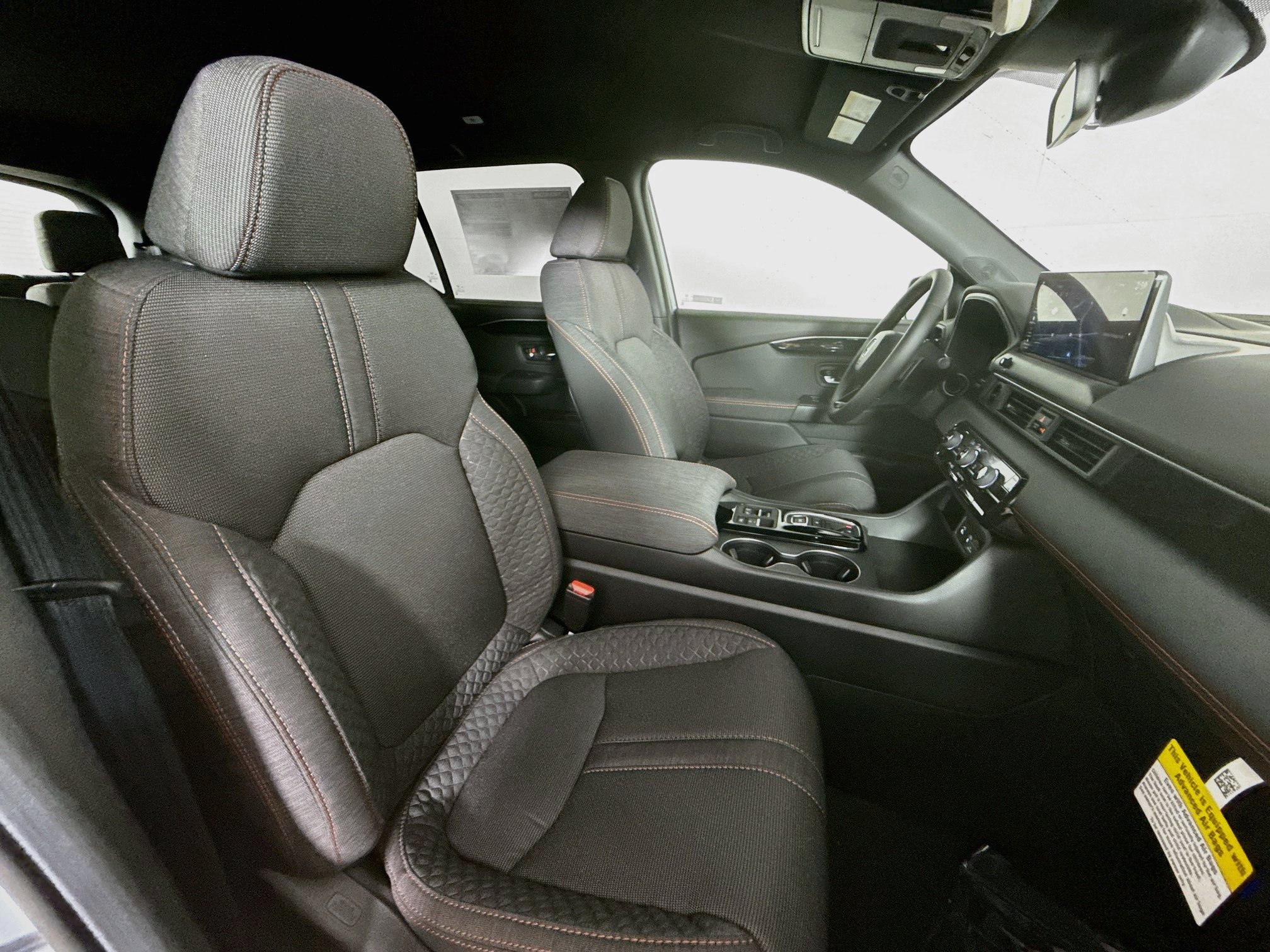 New 2026 Honda Pilot Sport image 36