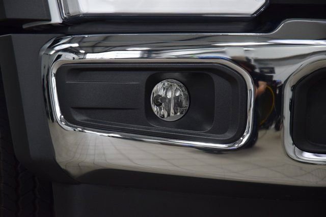 Used 2025 Ford F550 4x4 Crew Cab Super Duty image 8