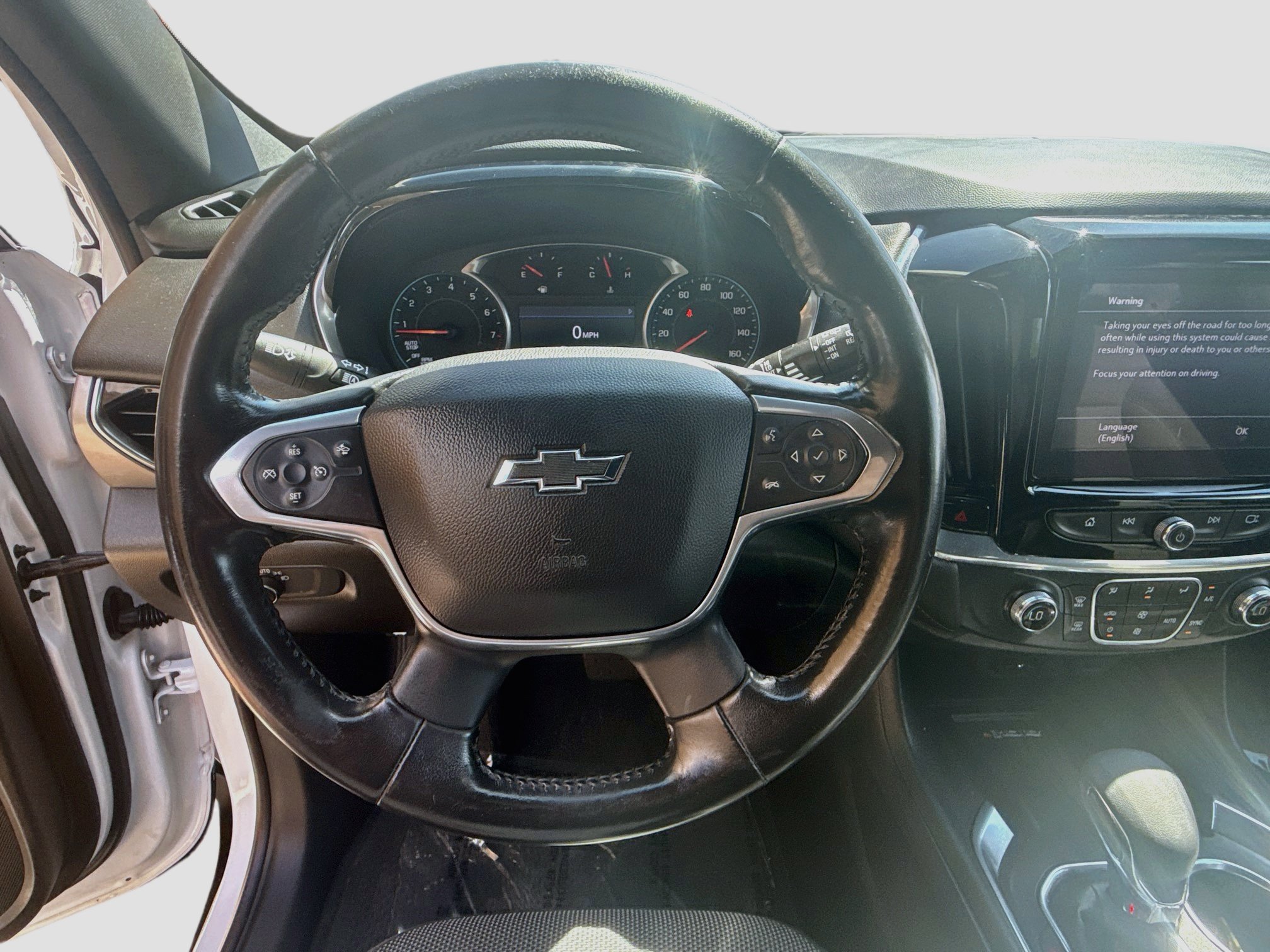 Used 2022 Chevrolet Traverse LT FWD image 8
