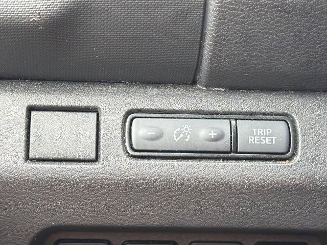 Certified 2023 Nissan Frontier SV RWD image 14