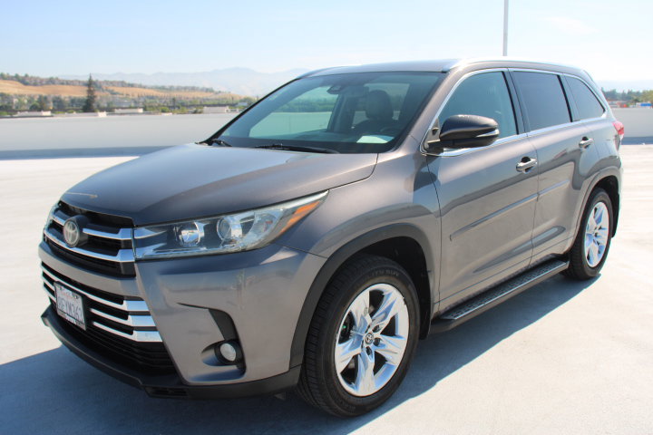 Used 2018 Toyota Highlander Limited image 7