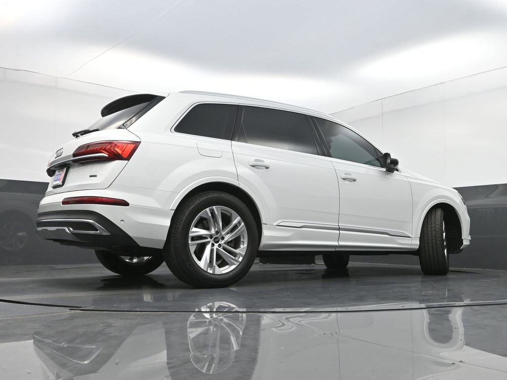 Used 2023 Audi Q7 3.0T Premium Plus image 31