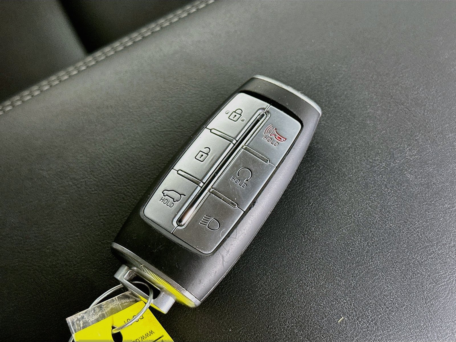 Used 2024 Genesis GV70 2.5T AWD/4WD image 45