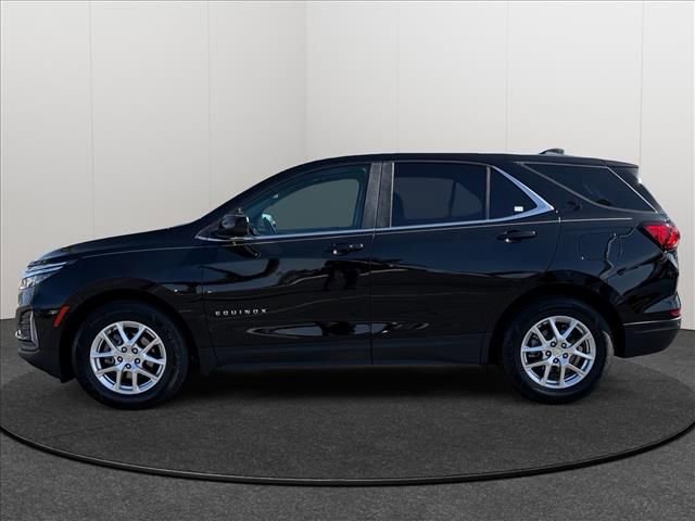 Used 2022 Chevrolet Equinox LT image 2