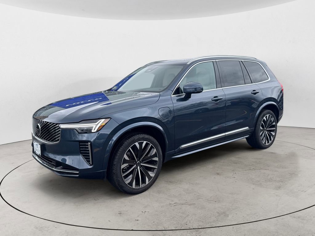 New 2025 Volvo XC90 T8 Core AWD/4WD image 2