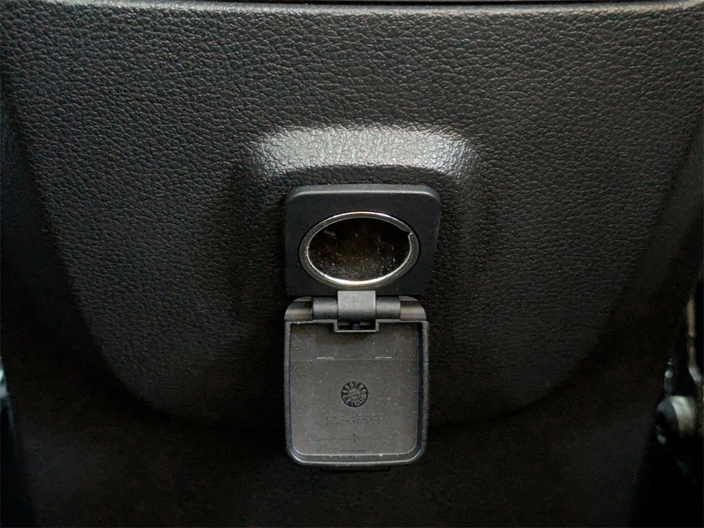 Used 2018 Ford Escape SE image 19