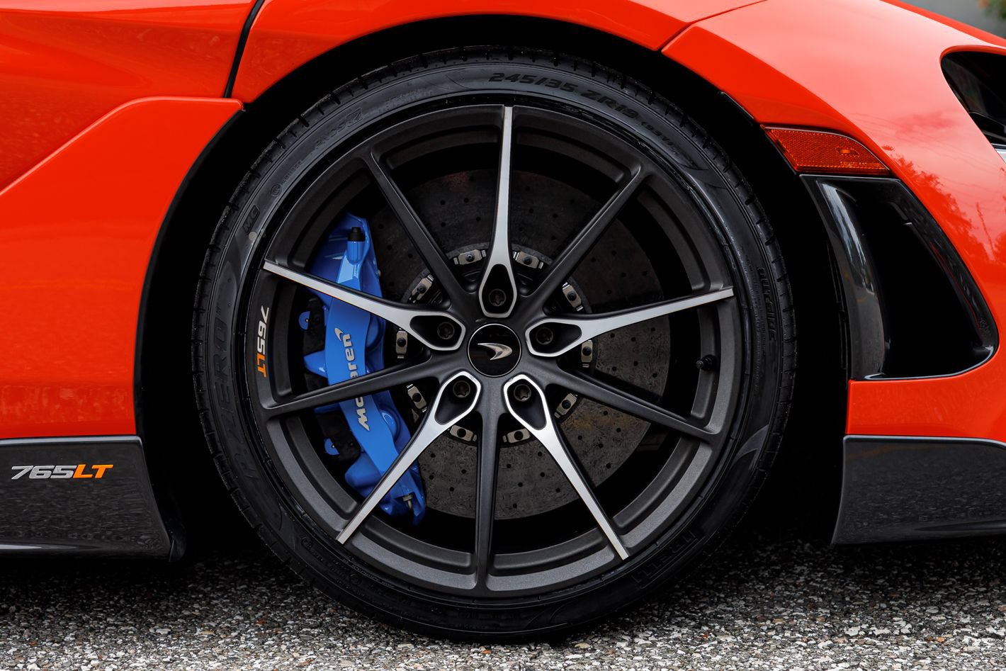 Used 2021 McLaren 765LT RWD image 18