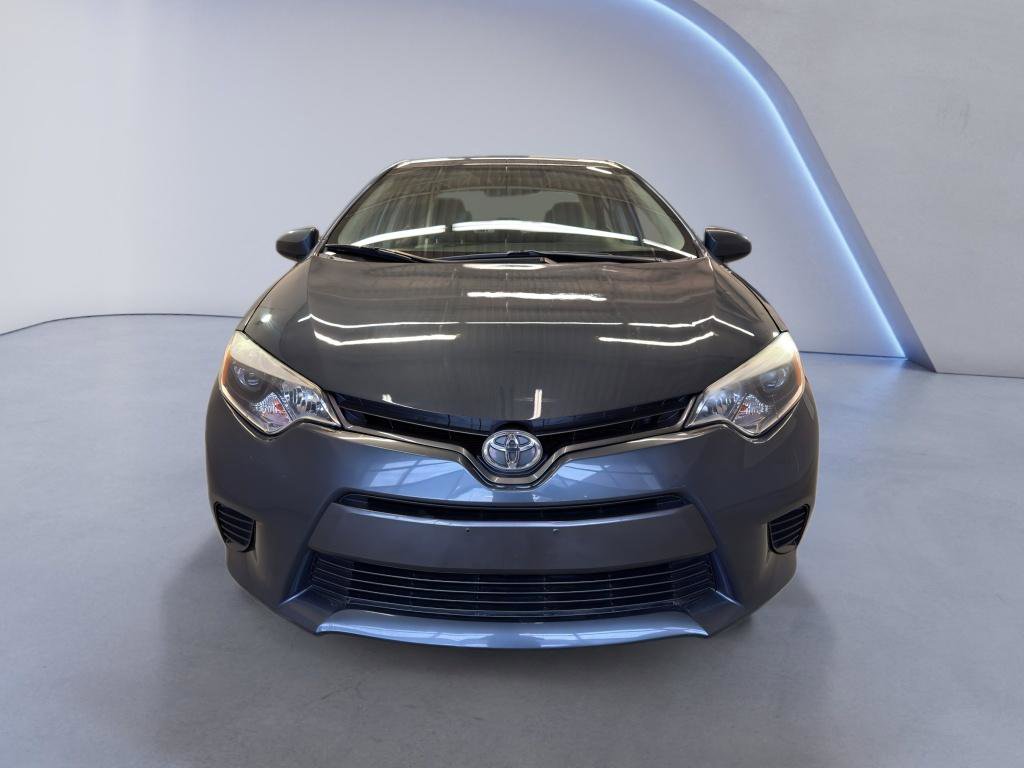 Used 2015 Toyota Corolla LE image 2