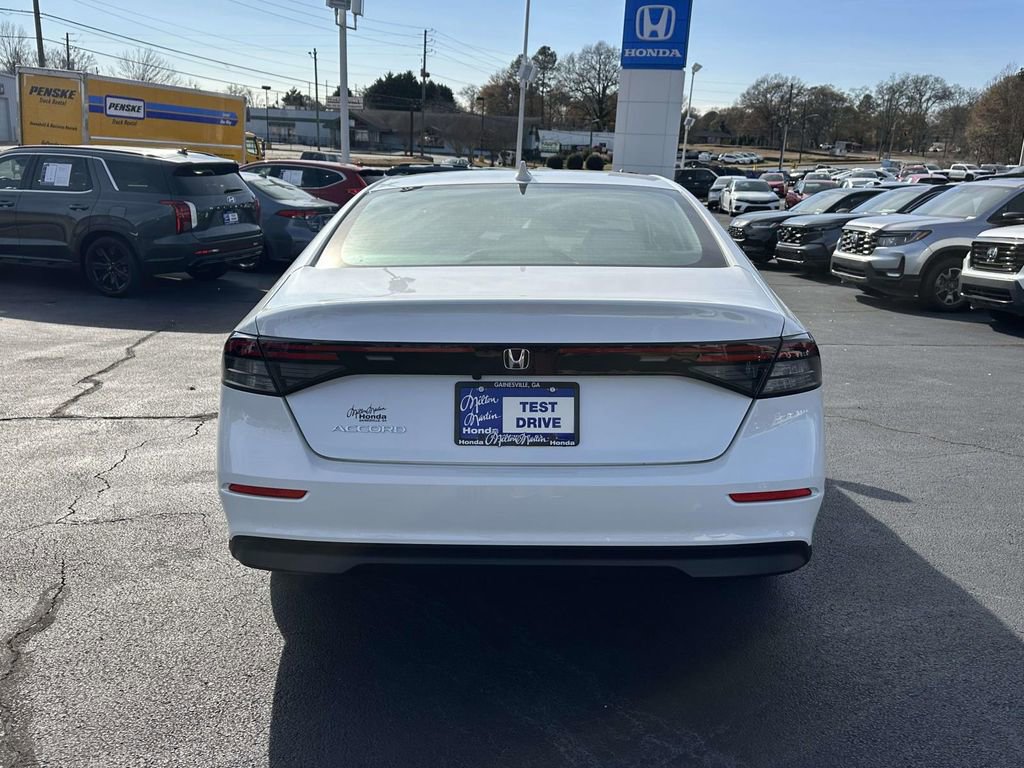 Certified 2025 Honda Accord LX image 24