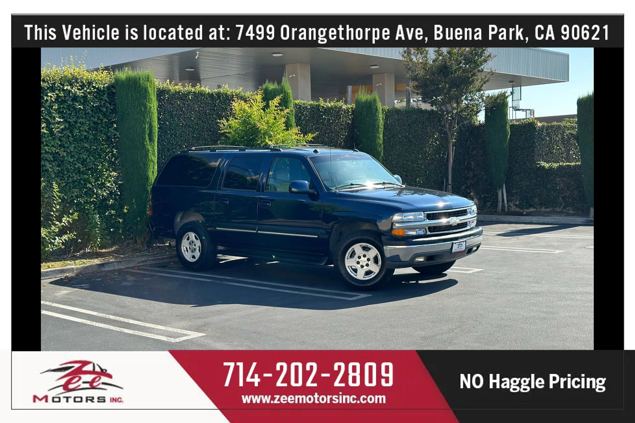 Used 2004 Chevrolet Suburban LT w/ Preferred Equipment Group image 2