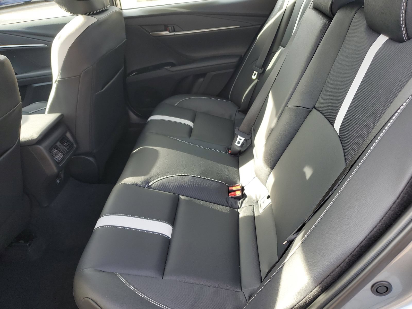 New 2026 Toyota Camry SE w/ Convenience Package FWD image 13