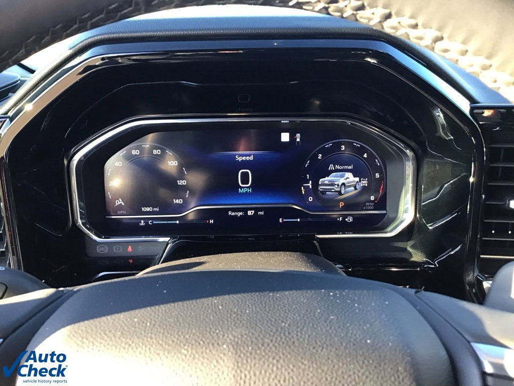 Used 2025 Chevrolet Silverado 1500 RST w/ Convenience Package II image 37