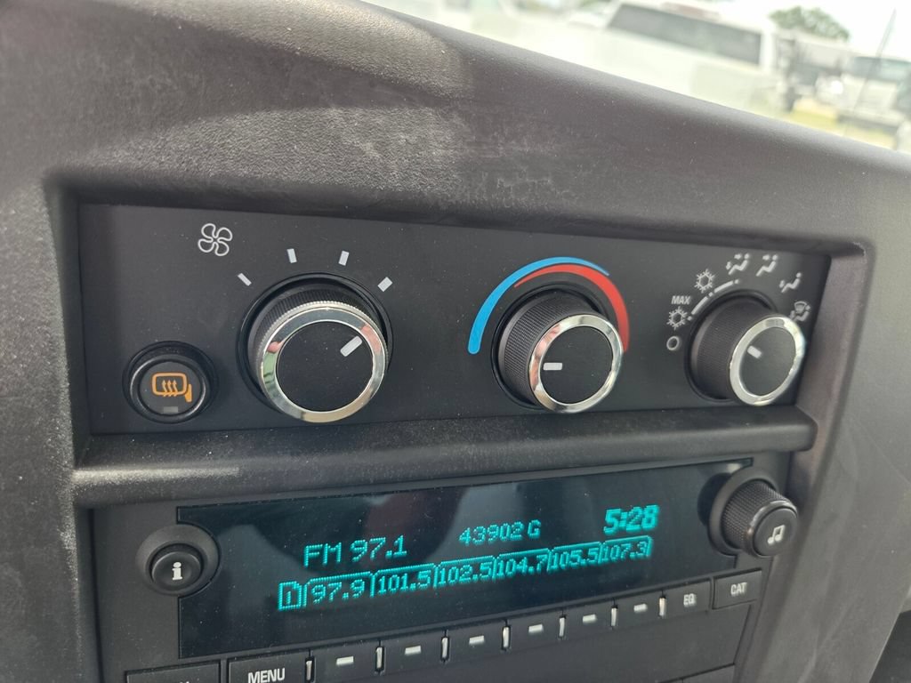 New 2024 Chevrolet Express 3500 w/ Power Convenience Package RWD image 9