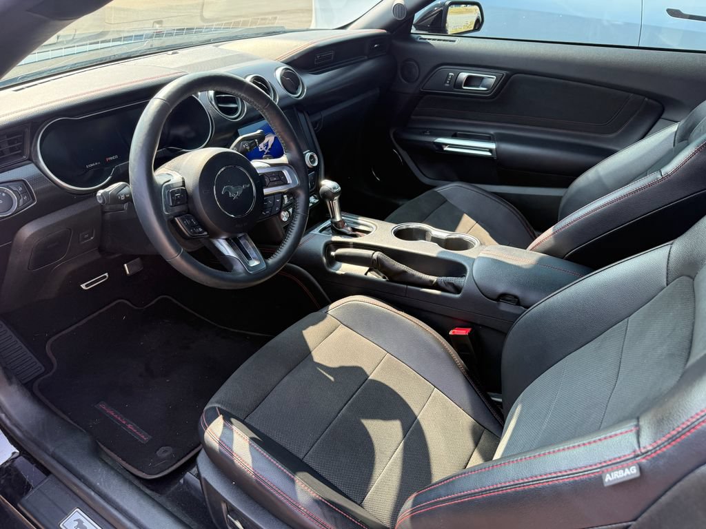 Used 2020 Ford Mustang GT Premium w/ Equipment Group 401A RWD image 3