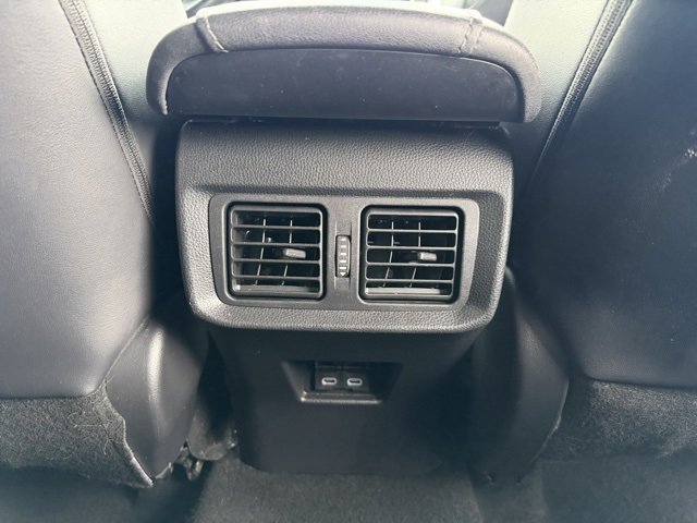 Used 2023 Toyota Venza XLE image 14