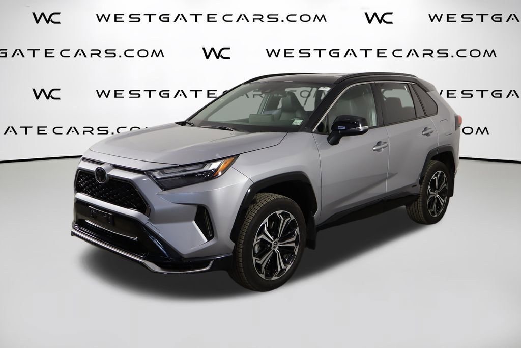 Used 2025 Toyota RAV4 XSE w/ Weather Package AWD/4WD image 1
