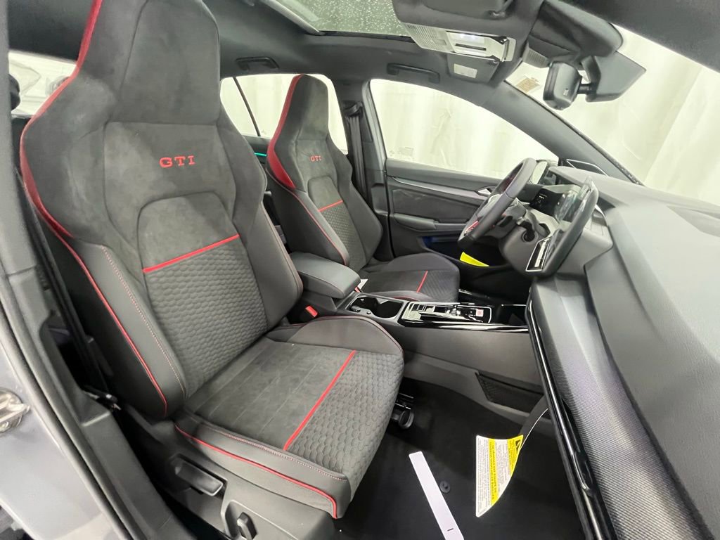 New 2026 Volkswagen GTI SE image 12