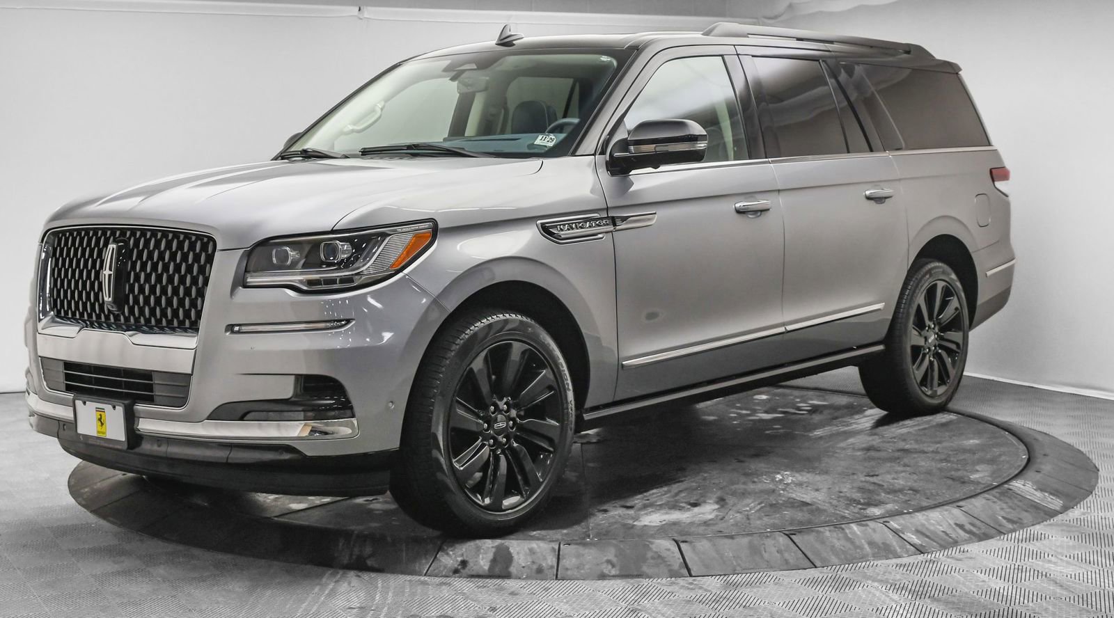 Used 2024 Lincoln Navigator L Black Label image 3