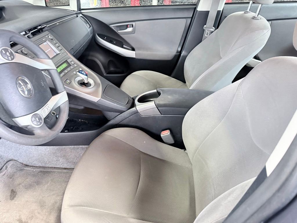 Used 2015 Toyota Prius Four image 6