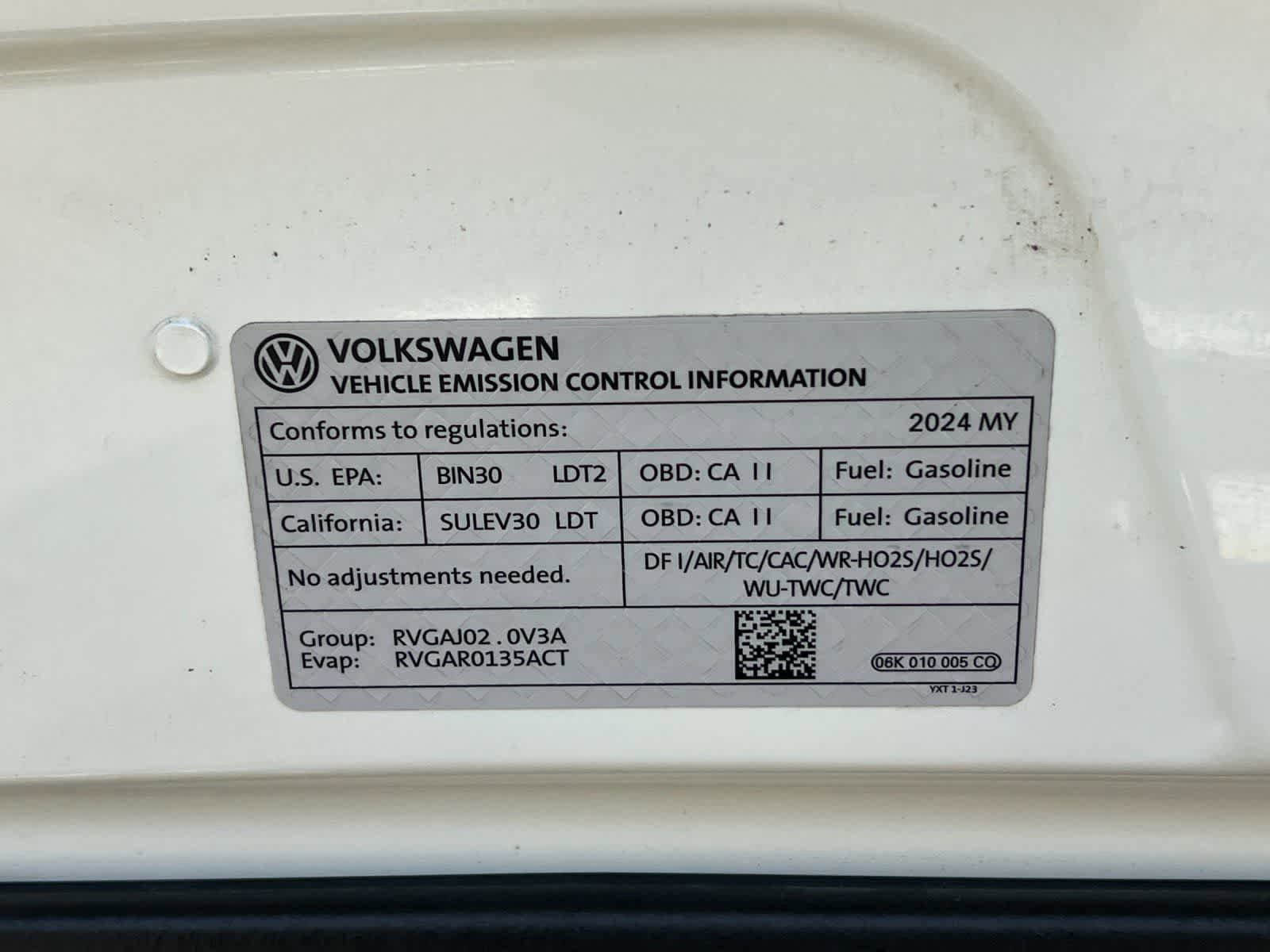 Used 2024 Volkswagen Tiguan SEL R-Line AWD/4WD image 31