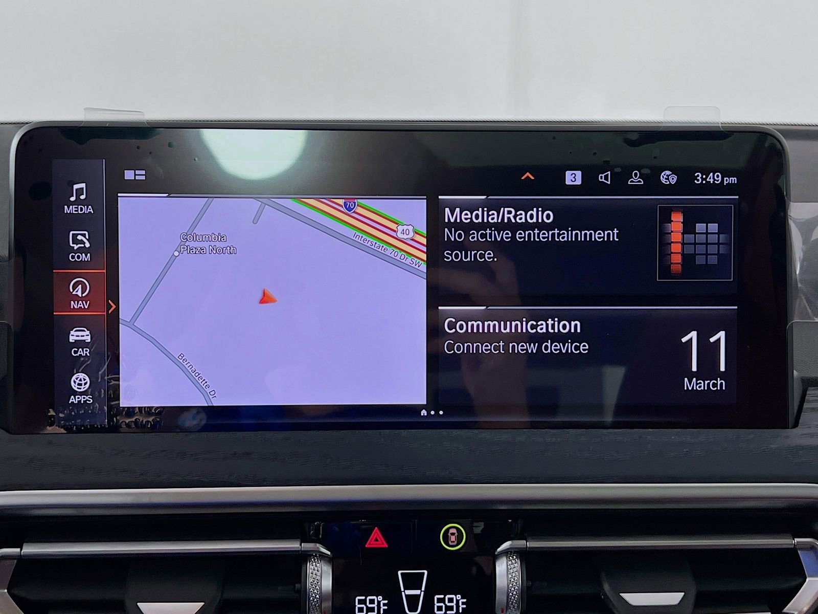 New 2025 BMW X4 xDrive30i w/ Convenience Package image 15