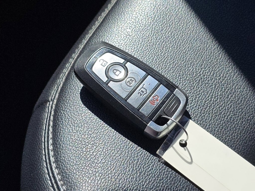 Used 2020 Ford Explorer XLT w/ Equipment Group 202A image 36