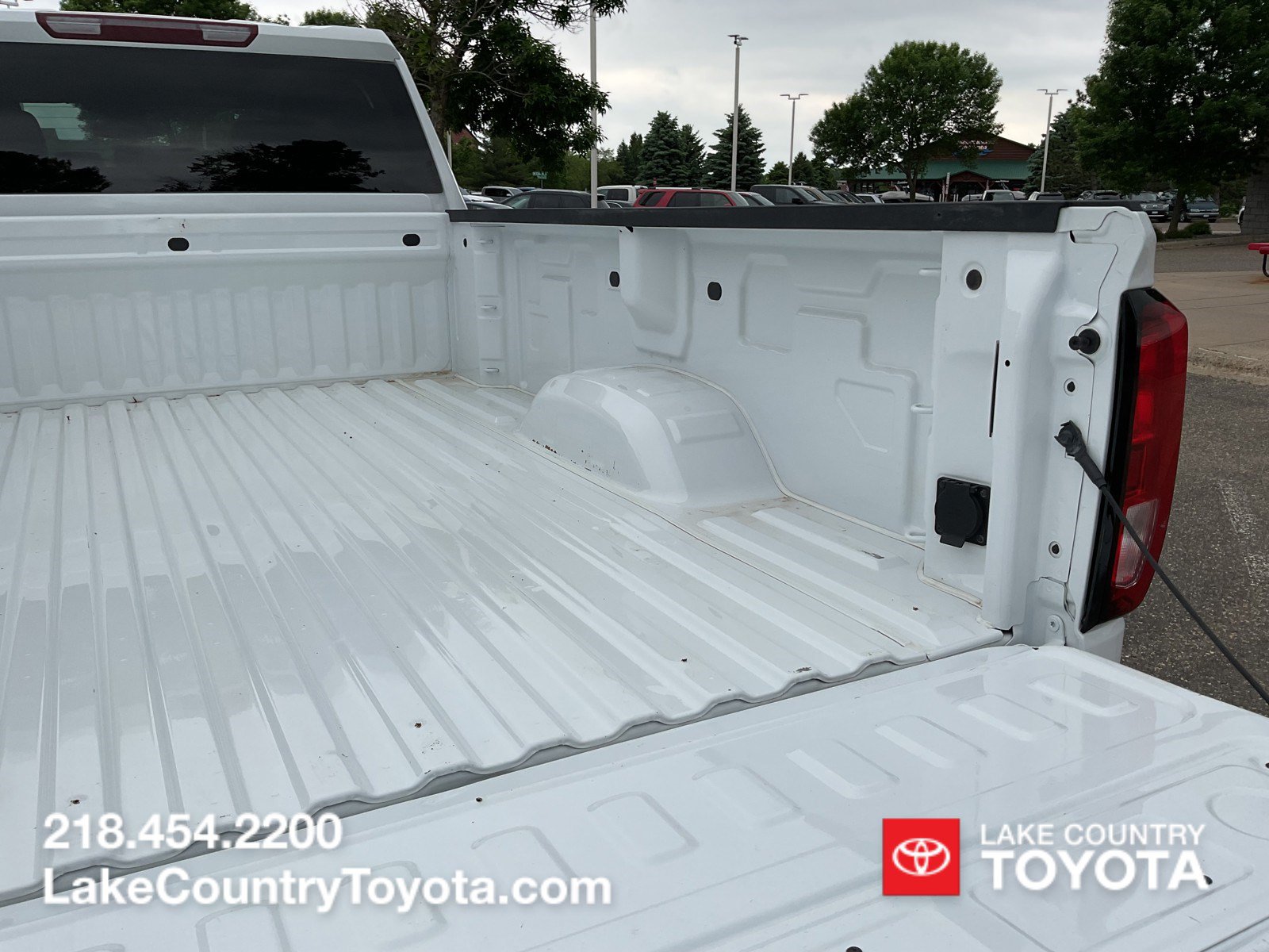Used 2025 GMC Sierra 3500 SLE w/ SLE Convenience Package AWD/4WD image 13