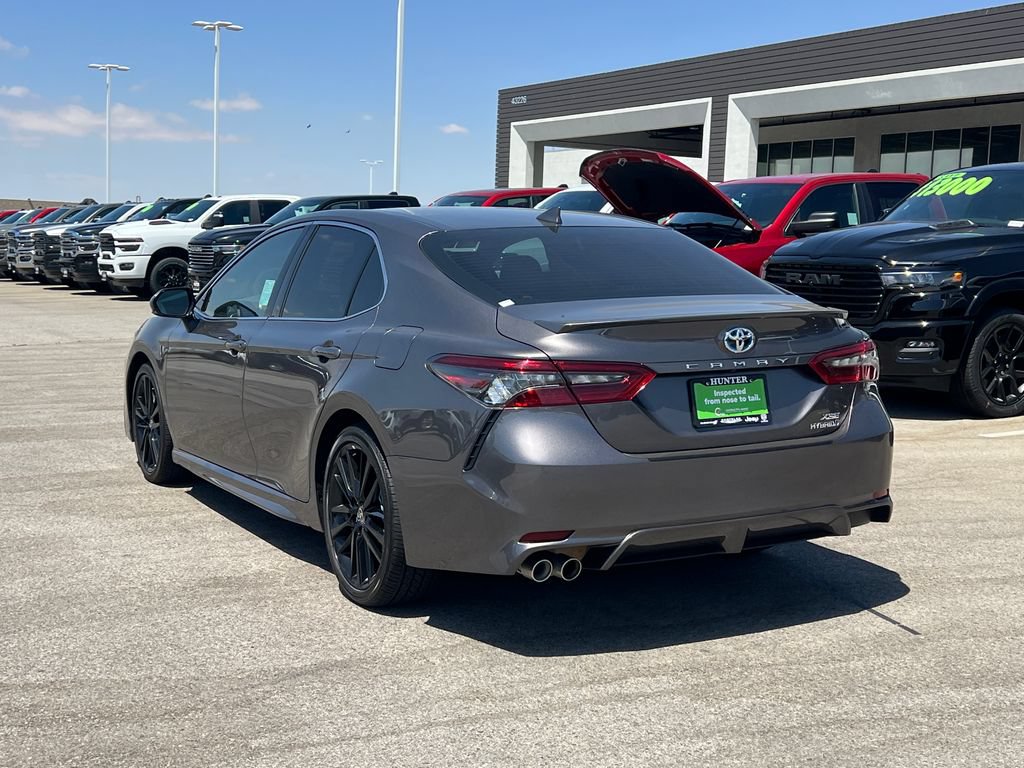Used 2024 Toyota Camry XSE FWD image 4