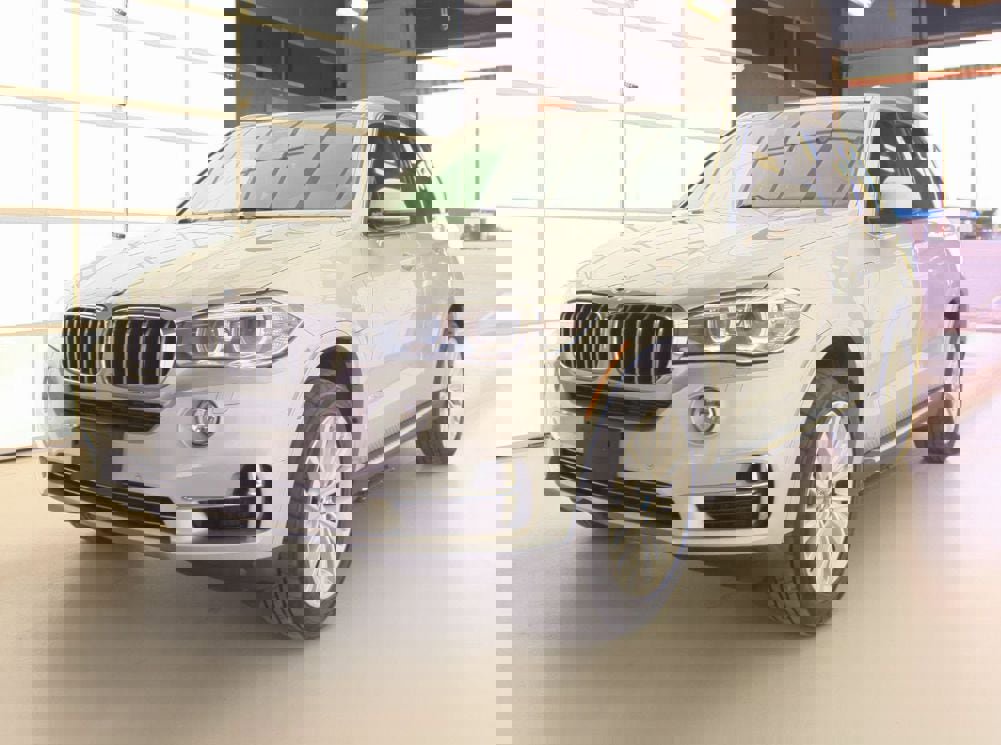 Used 2016 BMW X5 xDrive40e image 2