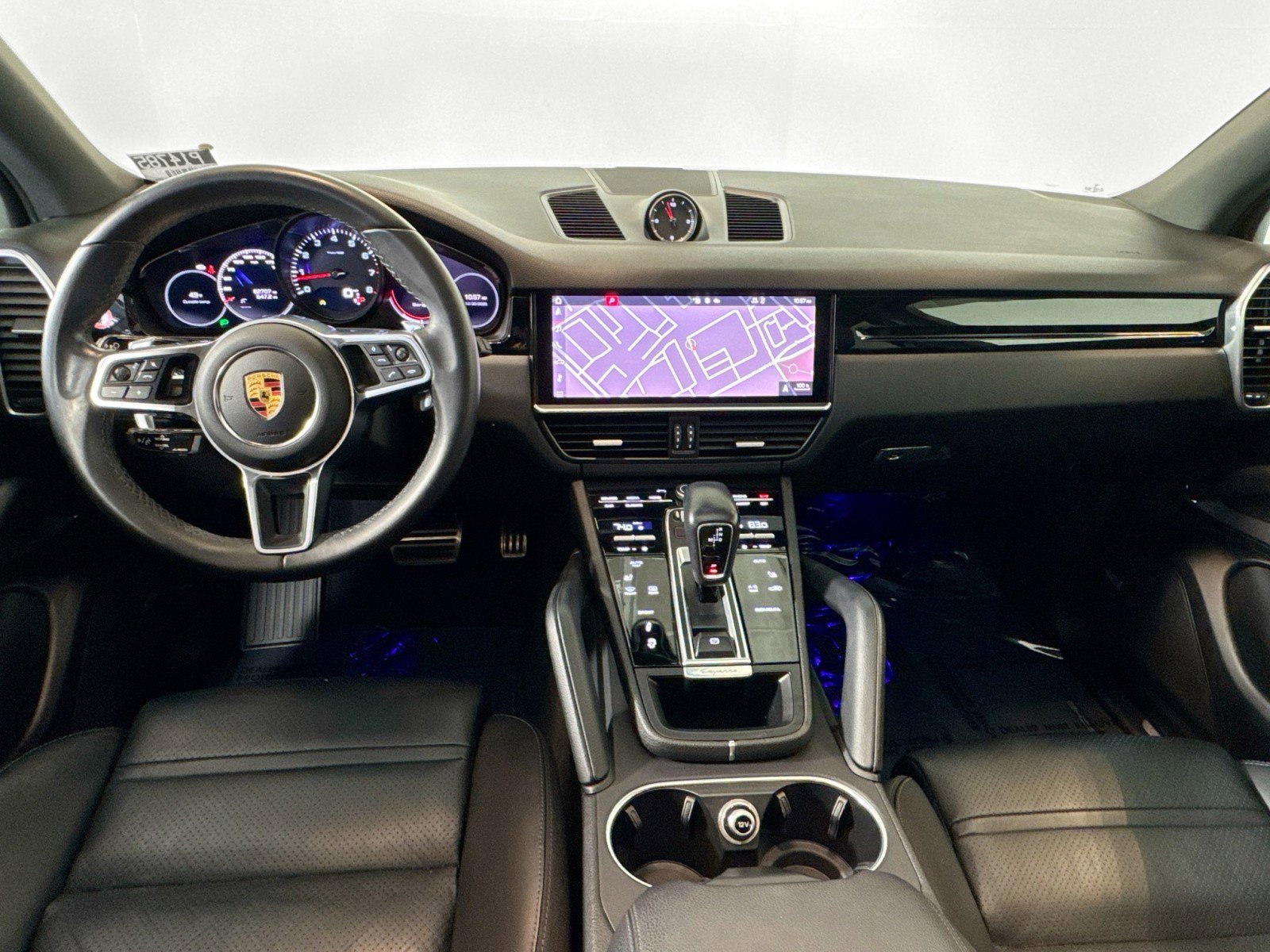 Used 2021 Porsche Cayenne S image 21