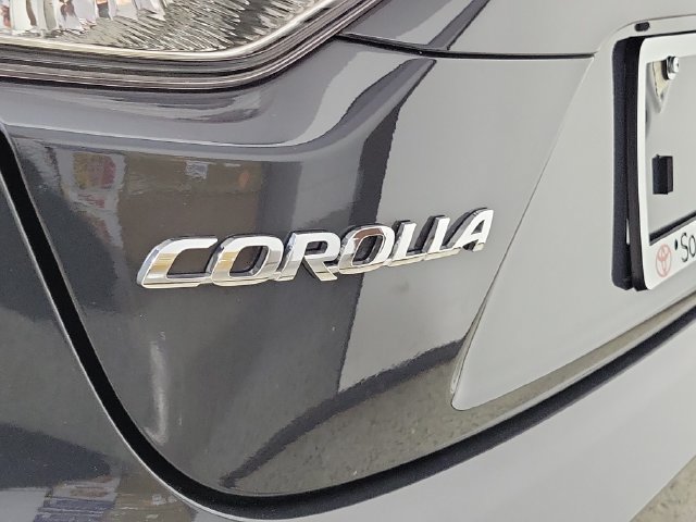 Used 2026 Toyota Corolla SE w/ SE Package FWD image 9