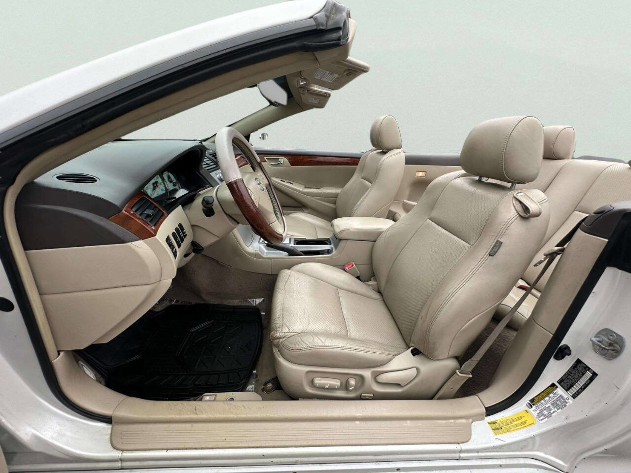 Used 2006 Toyota Solara SLE image 16