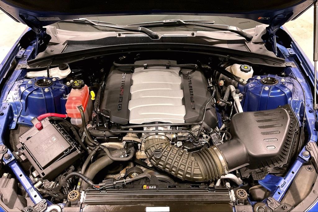 Used 2023 Chevrolet Camaro SS RWD image 28