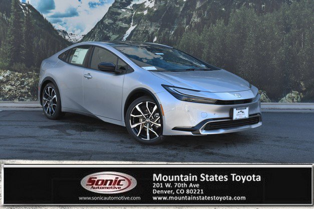 New 2026 Toyota Prius Plug-In Hybrid FWD image 1