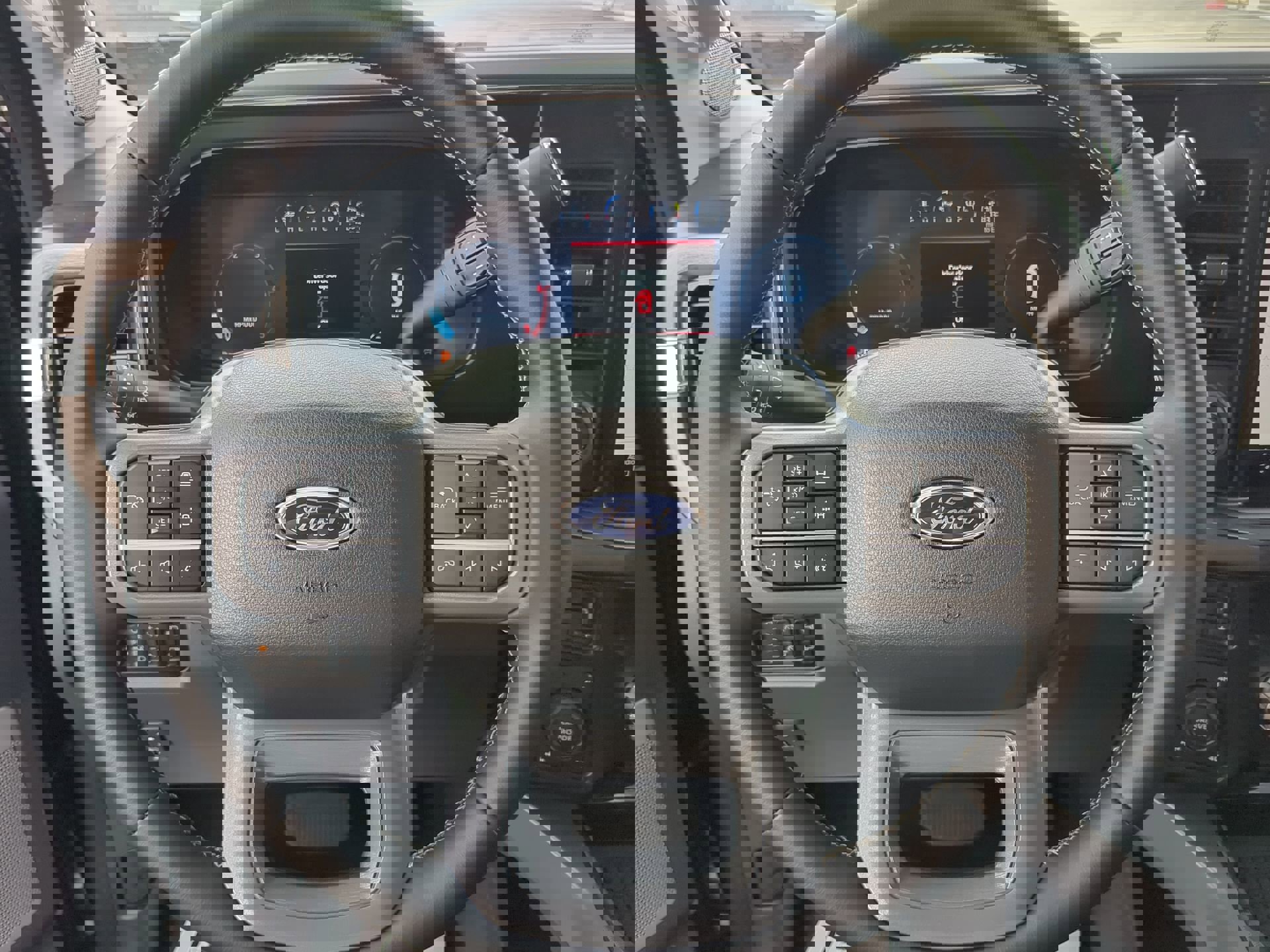 New 2026 Ford F250 Lariat w/ Black Appearance Package image 64