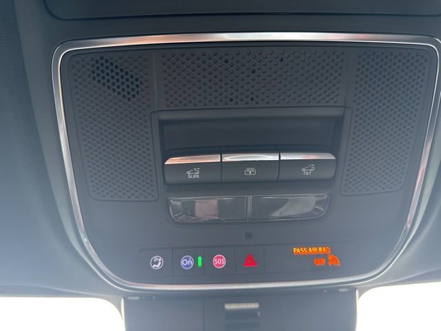 New 2026 Chevrolet Traverse RS w/ LPO, Floor Liner Package FWD image 25
