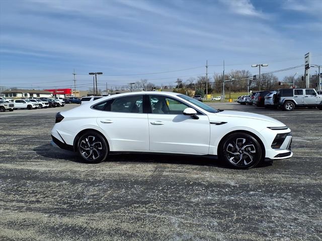 Used 2025 Hyundai Sonata SEL image 11