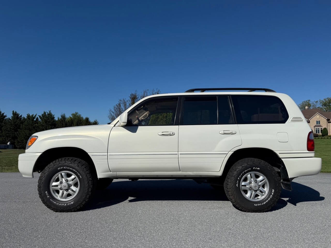 Used 2000 Lexus LX 470 4WD