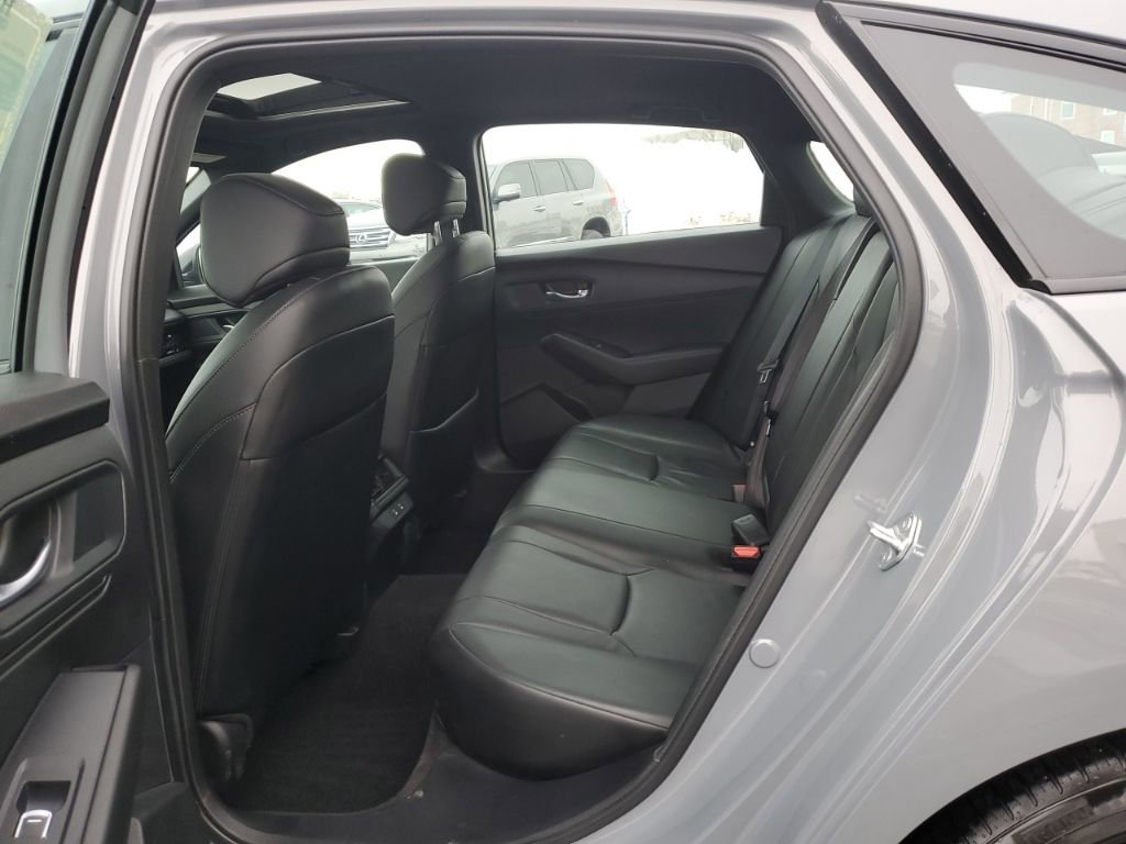 Used 2025 Honda Accord Sport image 35