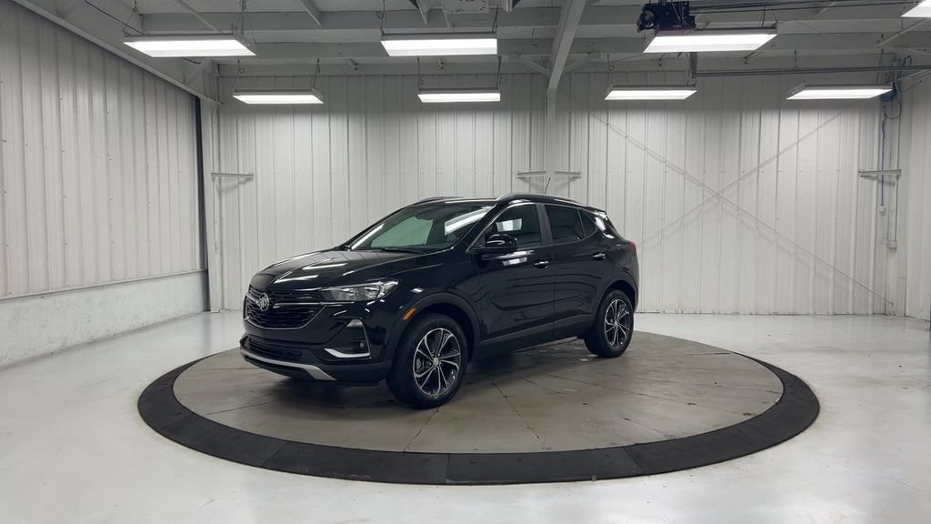 Used 2023 Buick Encore GX Select w/ Safety Package II AWD/4WD image 4