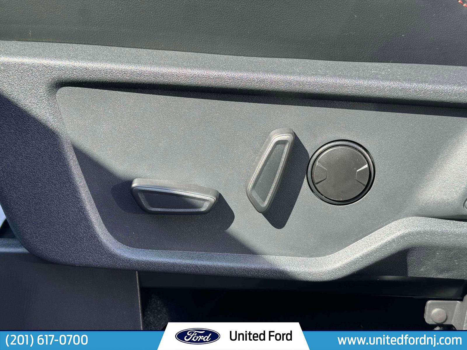 Used 2024 Ford Bronco Raptor w/ Interior Carbon Fiber Pack 6 image 34