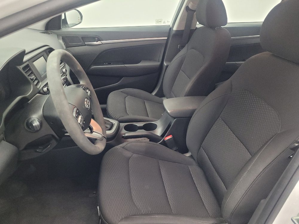 Used 2019 Hyundai Elantra SE w/ Cargo Package image 17