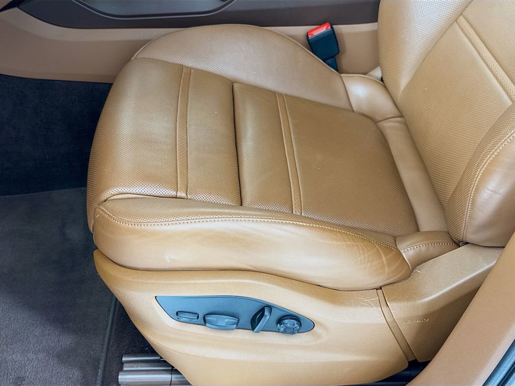 Certified 2023 Porsche Cayenne S Platinum AWD/4WD image 14