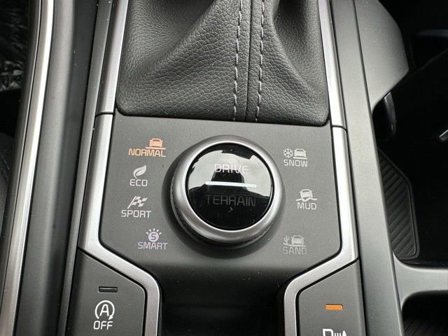 New 2026 Kia Sorento S AWD/4WD image 10