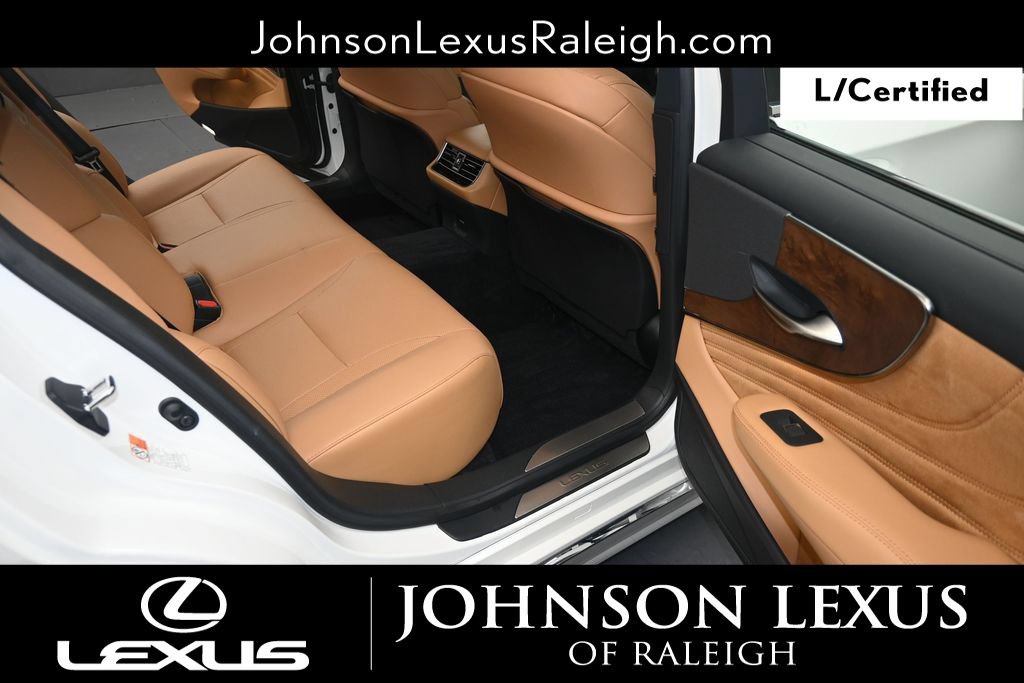 Certified 2021 Lexus LS 500 w/ Accessory Package (Z2) RWD image 13