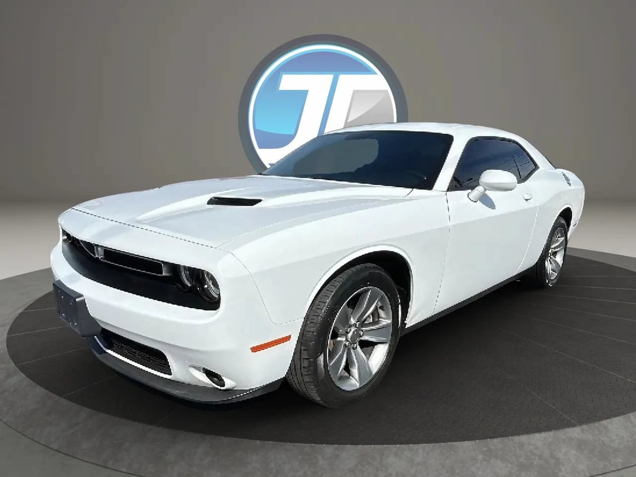 Used 2019 Dodge Challenger SXT w/ Driver Convenience Group RWD image 24