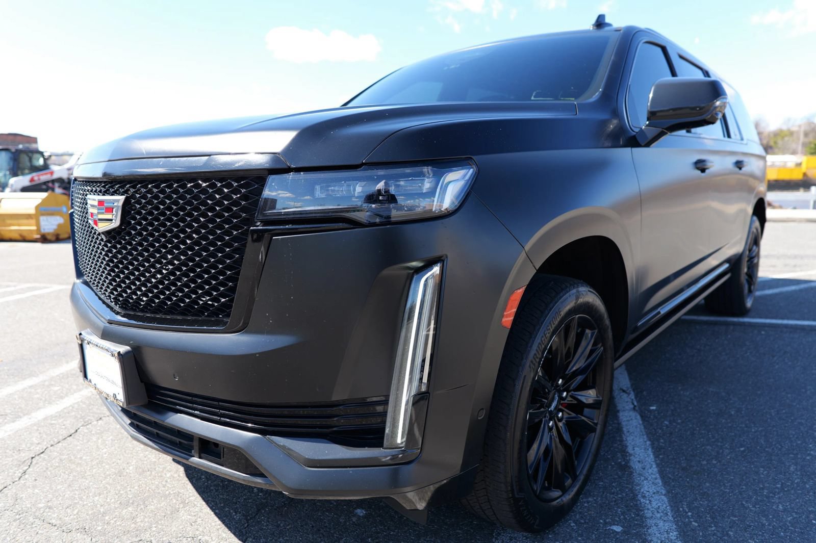 Used 2022 Cadillac Escalade ESV Sport Platinum AWD/4WD image 3