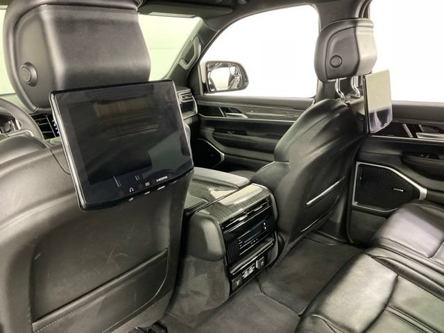 Used 2022 Jeep Wagoneer Series II w/ Rear Seat Video Group 1 AWD/4WD image 23