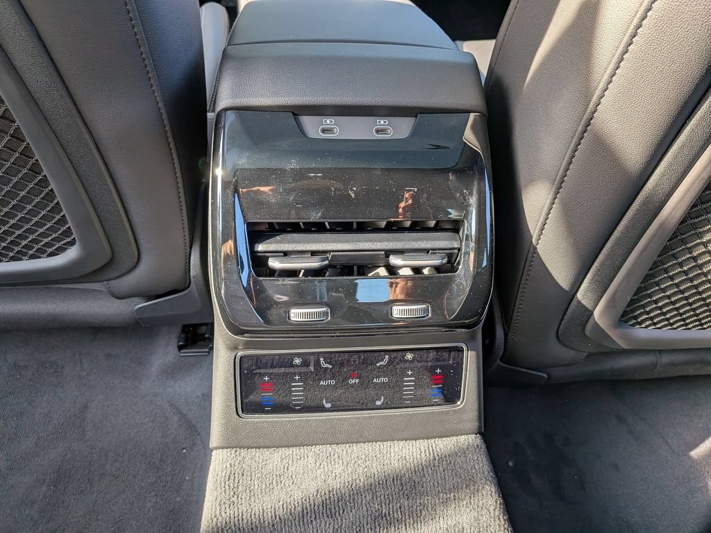 New 2026 Audi A6 Premium Plus AWD/4WD image 18