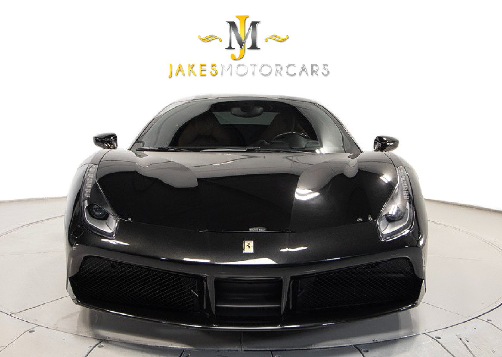Used 2018 Ferrari 488 GTB image 17